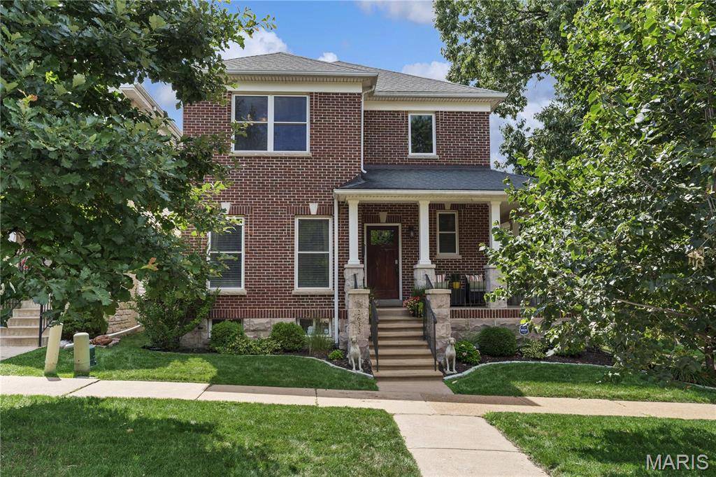 2633 Pearl AVE, St Louis, MO 63139