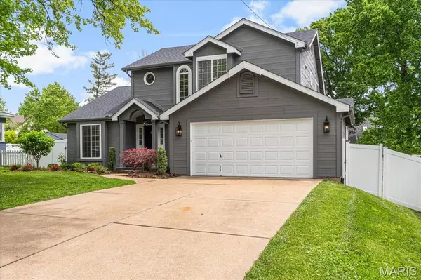 St Louis, MO 63131,938 Blase AVE