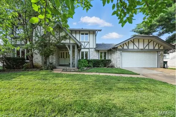 Creve Coeur, MO 63141,12863 Haverton DR