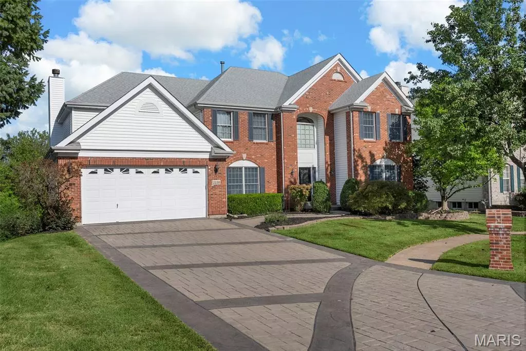 Chesterfield, MO 63017,1110 Nooning Tree DR