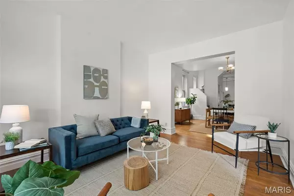 St Louis, MO 63110,3912 Shenandoah AVE