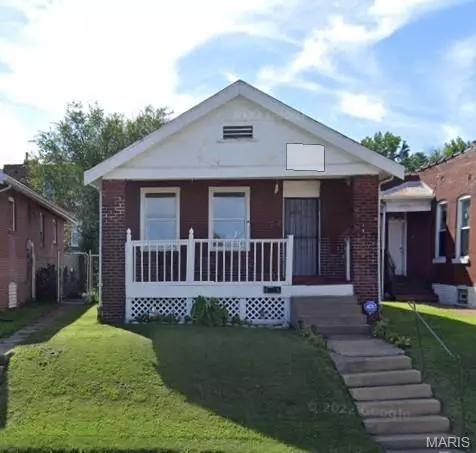 1256 Gimblin ST, St Louis, MO 63147