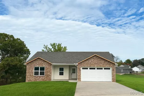 202 Pacific AVE, Union, MO 63084