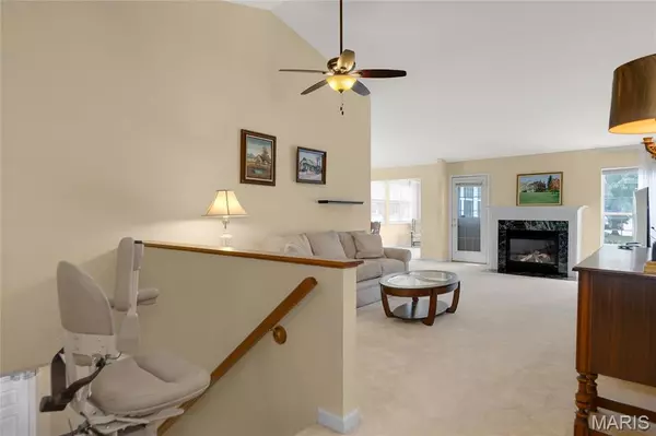 St Louis, MO 63123,10158 Chancery LN