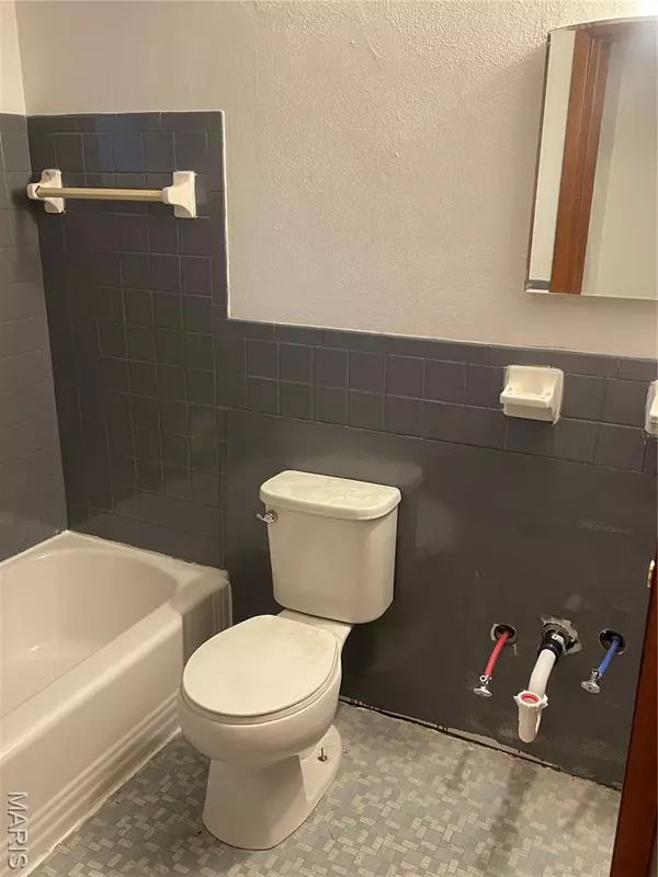 St Louis, MO 63107,2010 - 12 E Desoto Ave