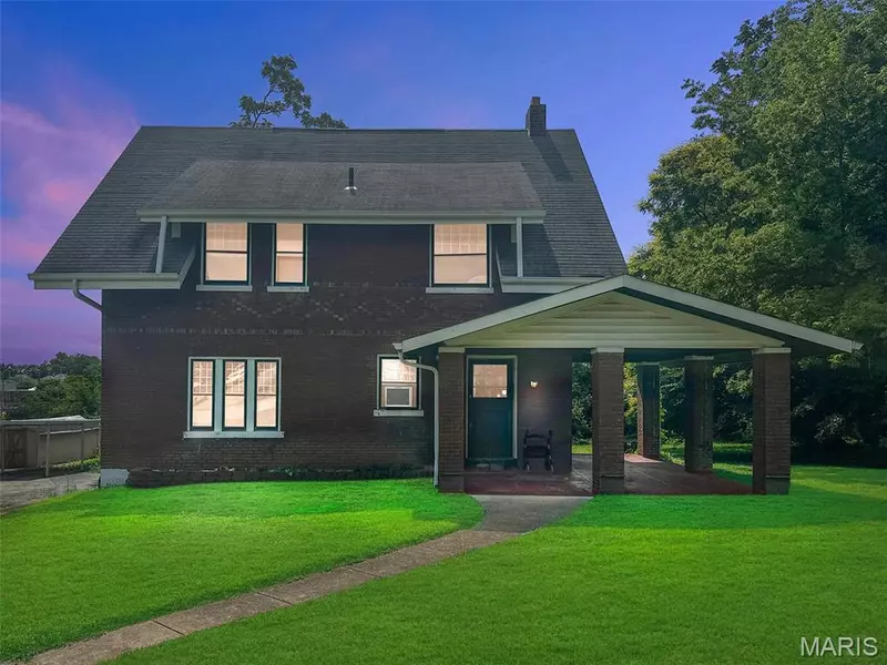 3634 Oakdale AVE, St Louis, MO 63121