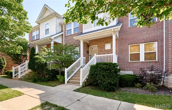 St Louis, MO 63108,404 N Sarah ST