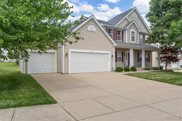 St Charles, MO 63303,18 Fountainview DR