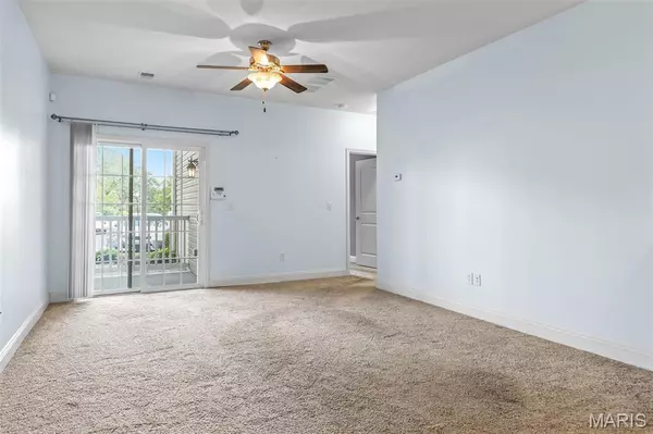 St Louis, MO 63129,6401 Brookfield Court DR #105