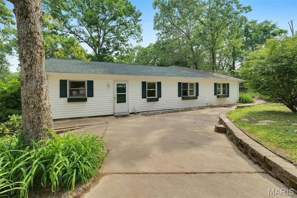 3080 Westwood RD, St Clair, MO 63077