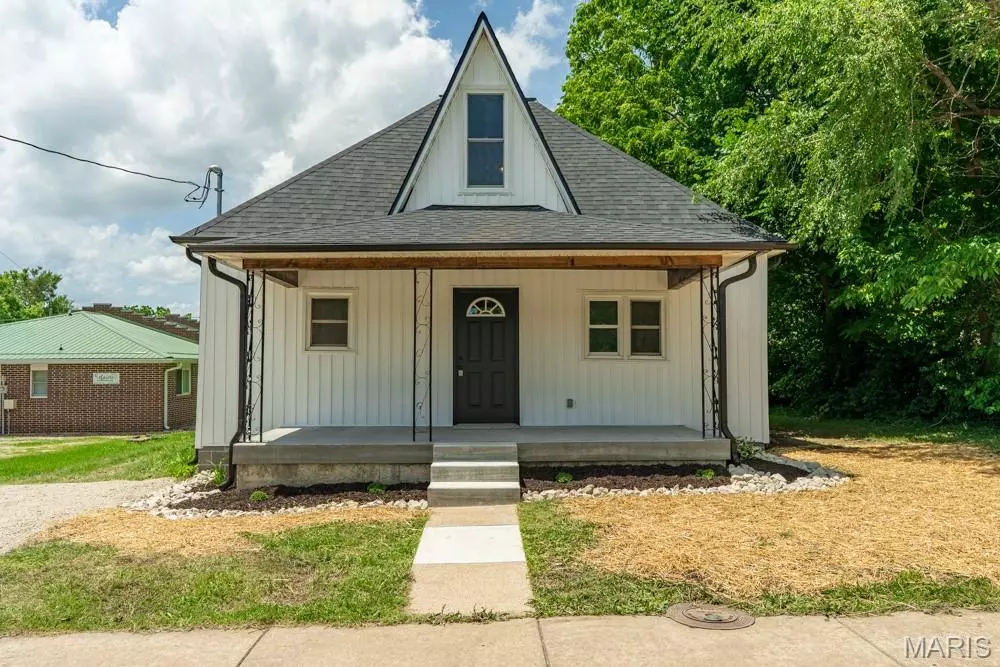 Lebanon, MO 65536,547 W Hayes ST