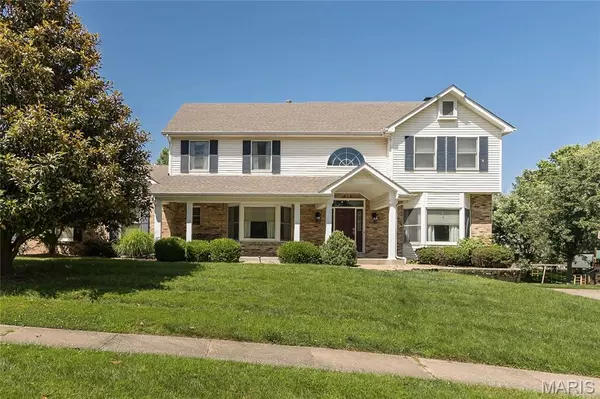 1418 Jenwick CT, Chesterfield, MO 63005