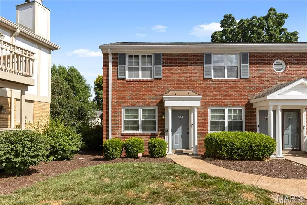 Brentwood, MO 63144,1454 Bluebird TER