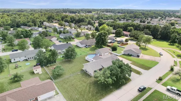 Troy, MO 63379,1523 Bishop DR