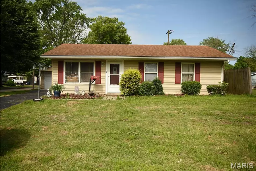 455 S 6th ST, Caseyville, IL 62232