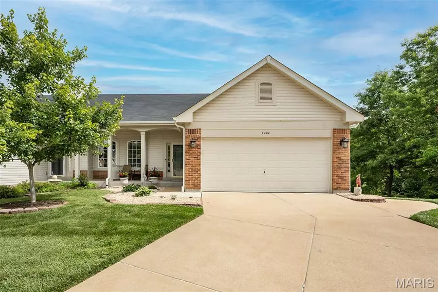 7202 Geneva Manor CT, Unincorporated, MO 63129