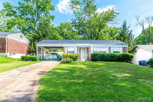 1755 Atmore DR, St Louis, MO 63136