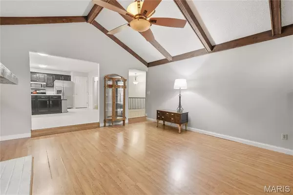 St Charles, MO 63303,22 Ivy CT