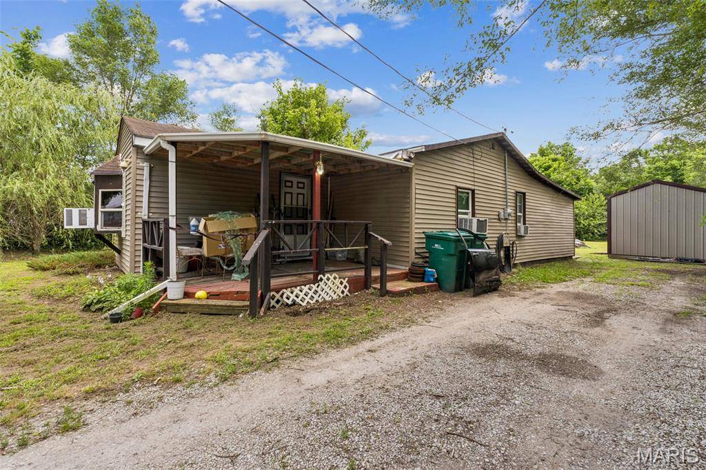 2416 Mary ST, Cahokia, IL 62206