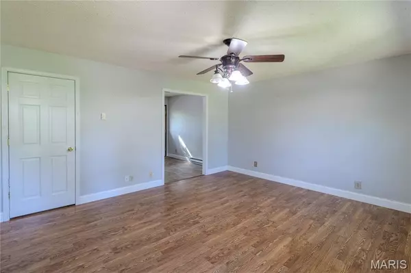 St Robert, MO 65584,20640 Highway Y