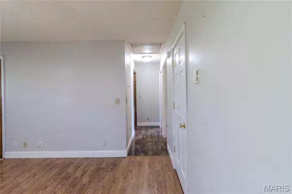 St Robert, MO 65584,20640 Highway Y