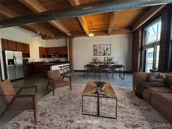 St Louis, MO 63101,1113 Washington AVE #614