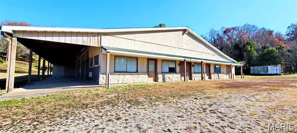 8284-8290 Commercial BLVD, Pevely, MO 63070