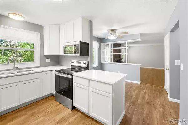 St Peters, MO 63376,700 Eastbridge DR