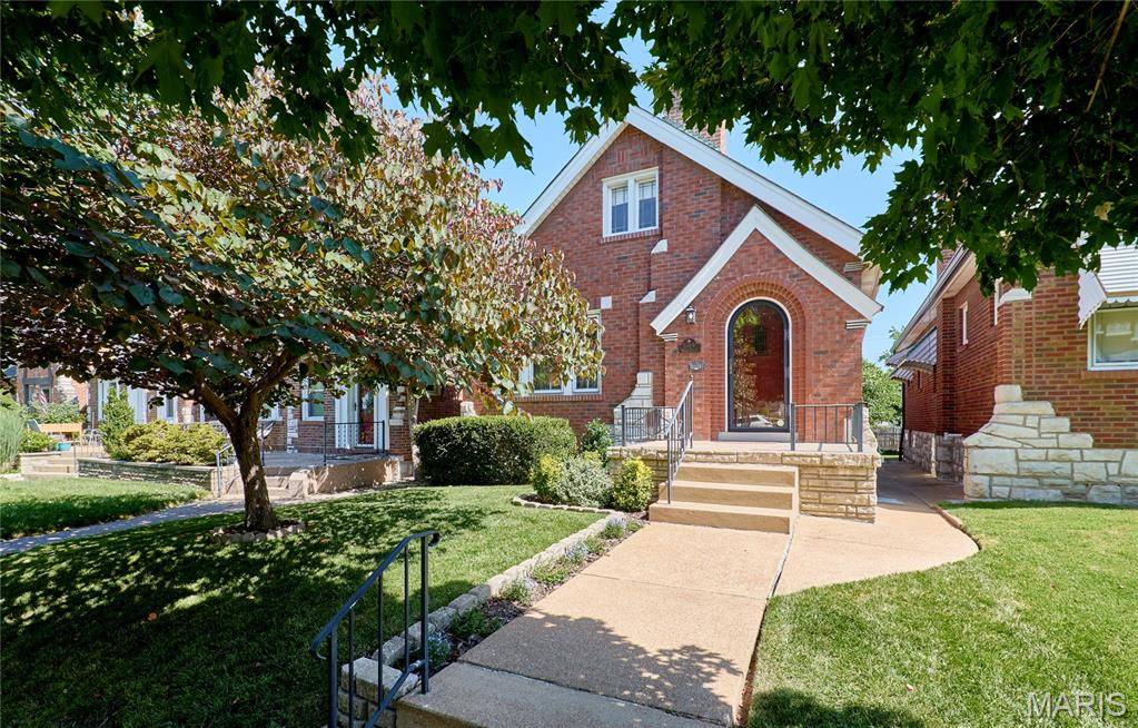5519 Walsh ST, St Louis, MO 63109