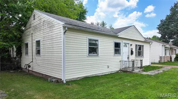 St Louis, MO 63114,3010 De Porres LN