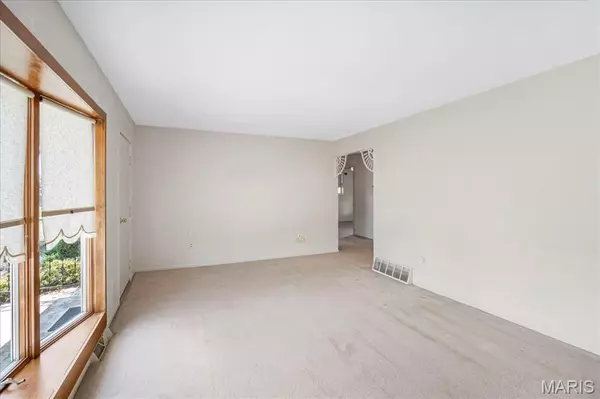 Red Bud, IL 62278,4449 State Route 3