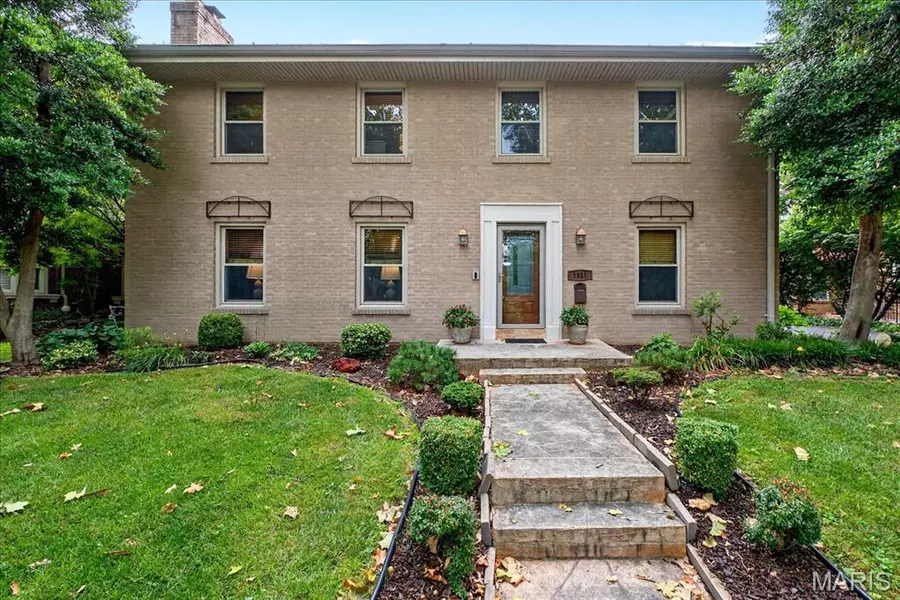 7337 Teasdale AVE, St Louis, MO 63130