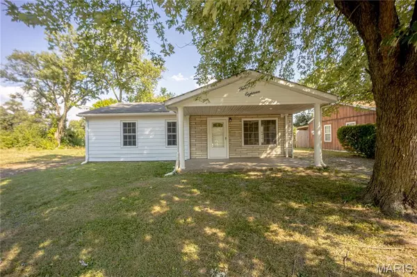 518 St Leo DR, Cahokia, IL 62206
