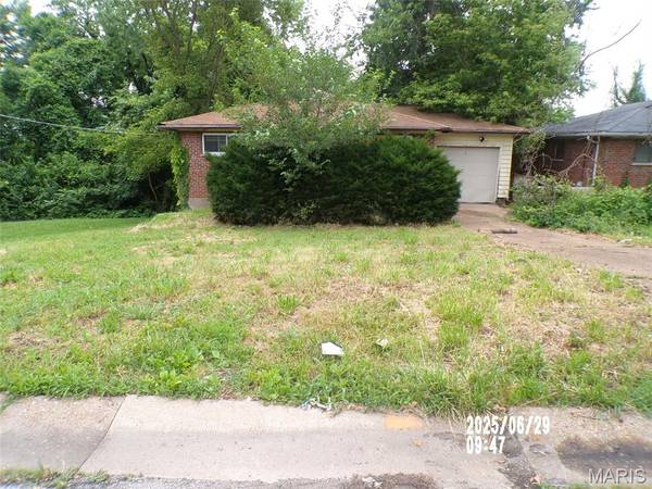 2551 Shannon AVE, Jennings, MO 63136