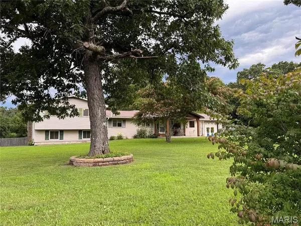 14585 Highway AW, Plato, MO 65552