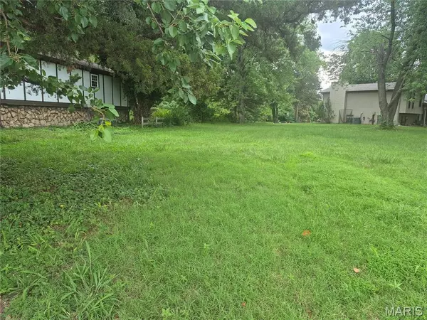 Granite City, IL 62040,00 BARBARA CT