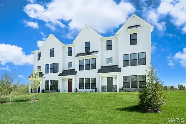 308 Indigo CT #40-301, Chesterfield, MO 63017