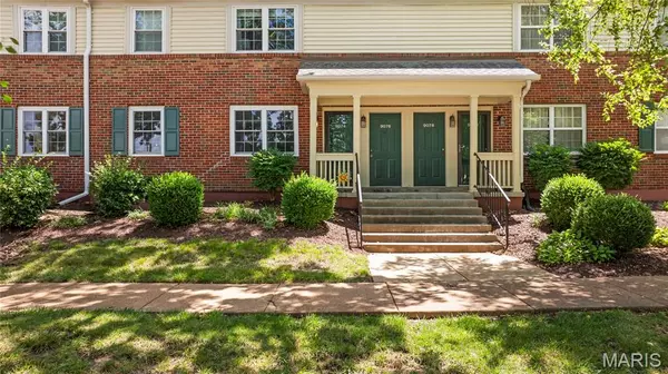 St Louis, MO 63144,9074 W Swan CIR