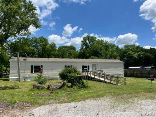 401 S Maple ST, Unincorporated, MO 64835