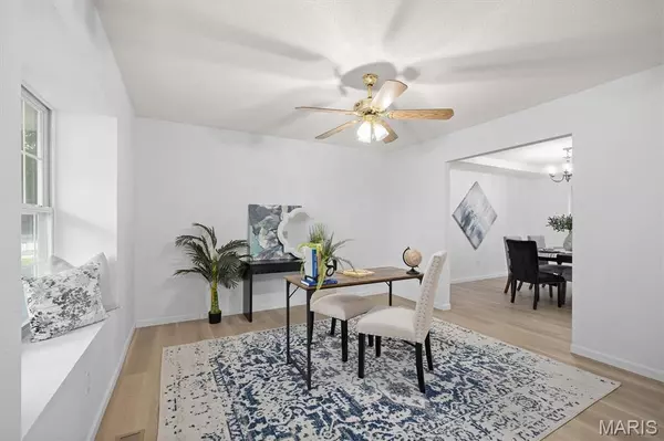 Troy, IL 62294,1529 Fairoaks DR