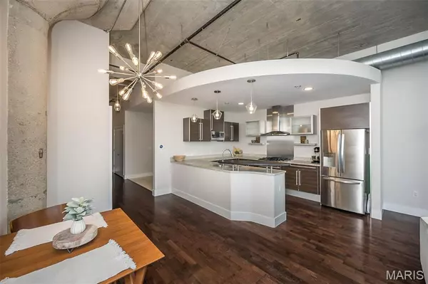 St Louis, MO 63108,4100 Forest Park AVE #423