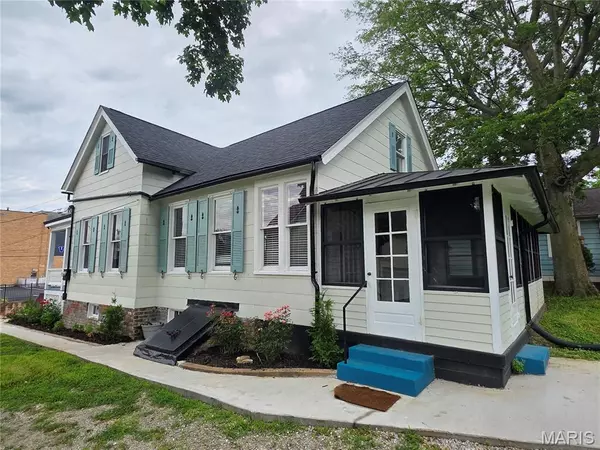 371 Jefferson ST, Ste Genevieve, MO 63670