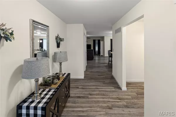 Imperial, MO 63052,2916 Sierra View CT