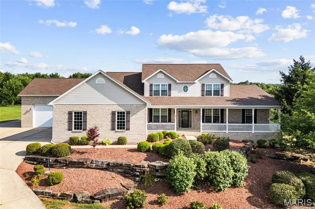Columbia, IL 62236,3524 Sweet Briar LN