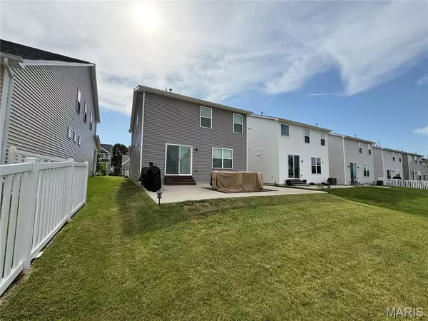 St Peters, MO 63376,117 Woodline CT