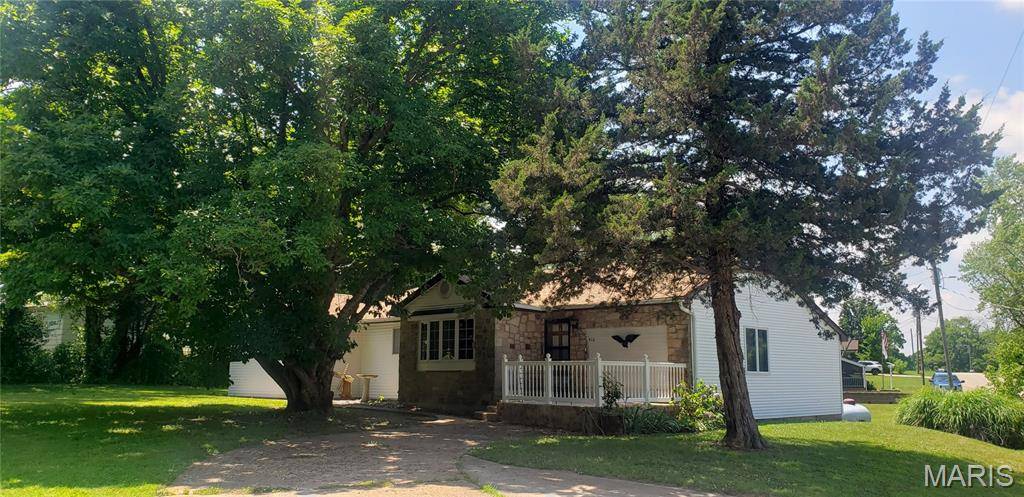 416 Old Highway 66, Bourbon, MO 65441