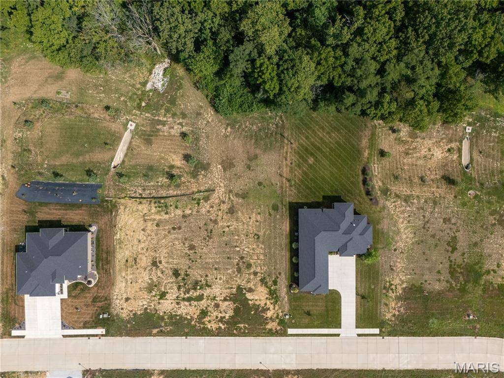 564 Legacy DR, Waterloo, IL 62298