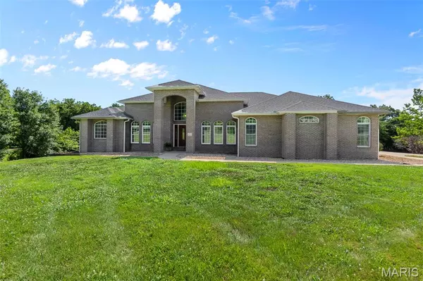 157 End Zone RD, Jackson, MO 63755