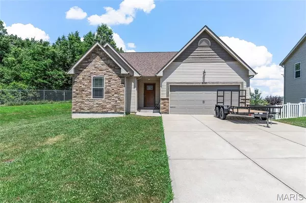 802 Carly CT, Pevely, MO 63070