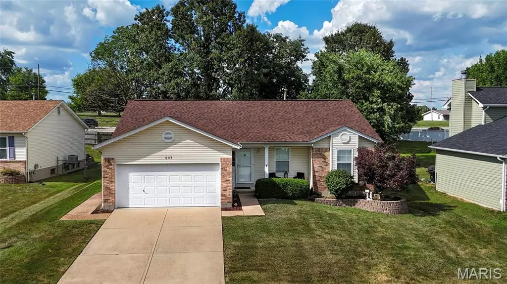 607 Apple Glen Ct CT, Arnold, MO 63010